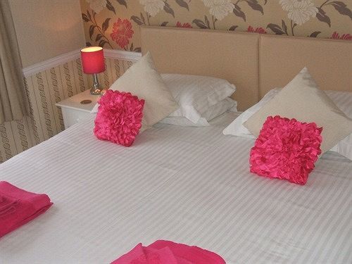 ウェーマス The Pink House Bed & Breakfast エクステリア 写真